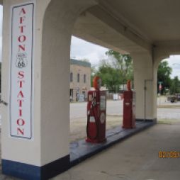 A Packard Múzeum benzinkút Afton-ban, OK