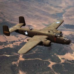 A North American Aviation által gyártott B-25 Mitchell típusú kétmotoros közepes bombázót mind a csendes-óceáni, mind pedig az európai hadszíntéren bevetették. Library of Congress